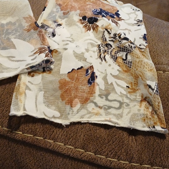 Women/Juniors Blouse - Picture 5 of 5